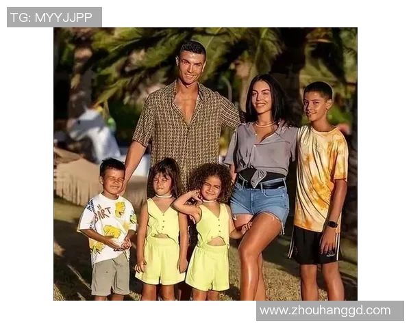 足球球星贴纸大集合精彩合影 展现足坛传奇人物风采 足球球星贴纸大集合精彩合影 展现足坛传奇人物风采